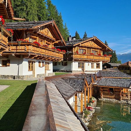 Chalets Almdorf Haidenberg Brunico Extérieur photo