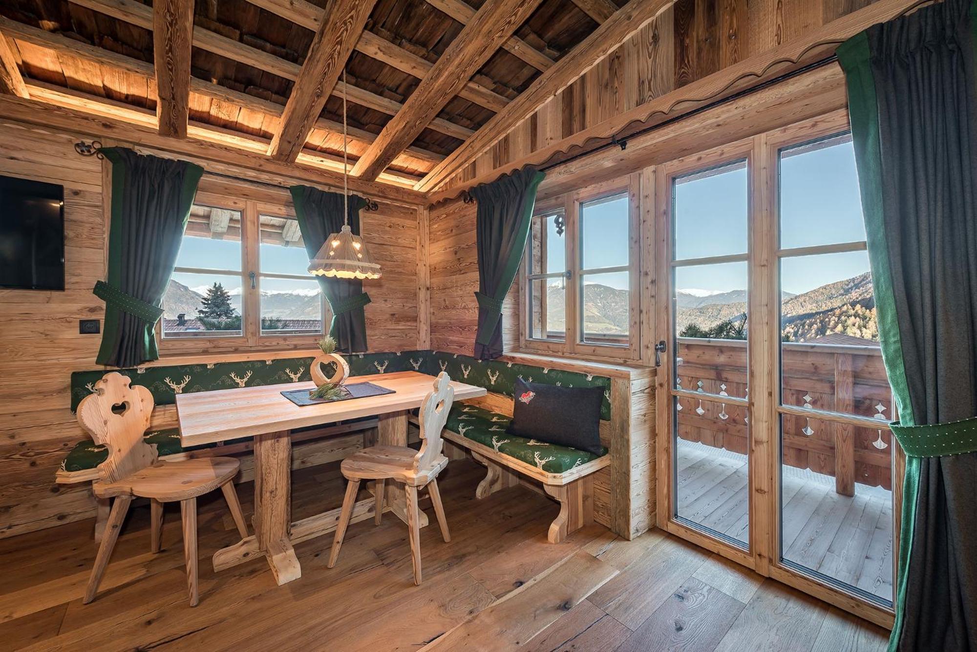 Chalets Almdorf Haidenberg Brunico Chambre photo