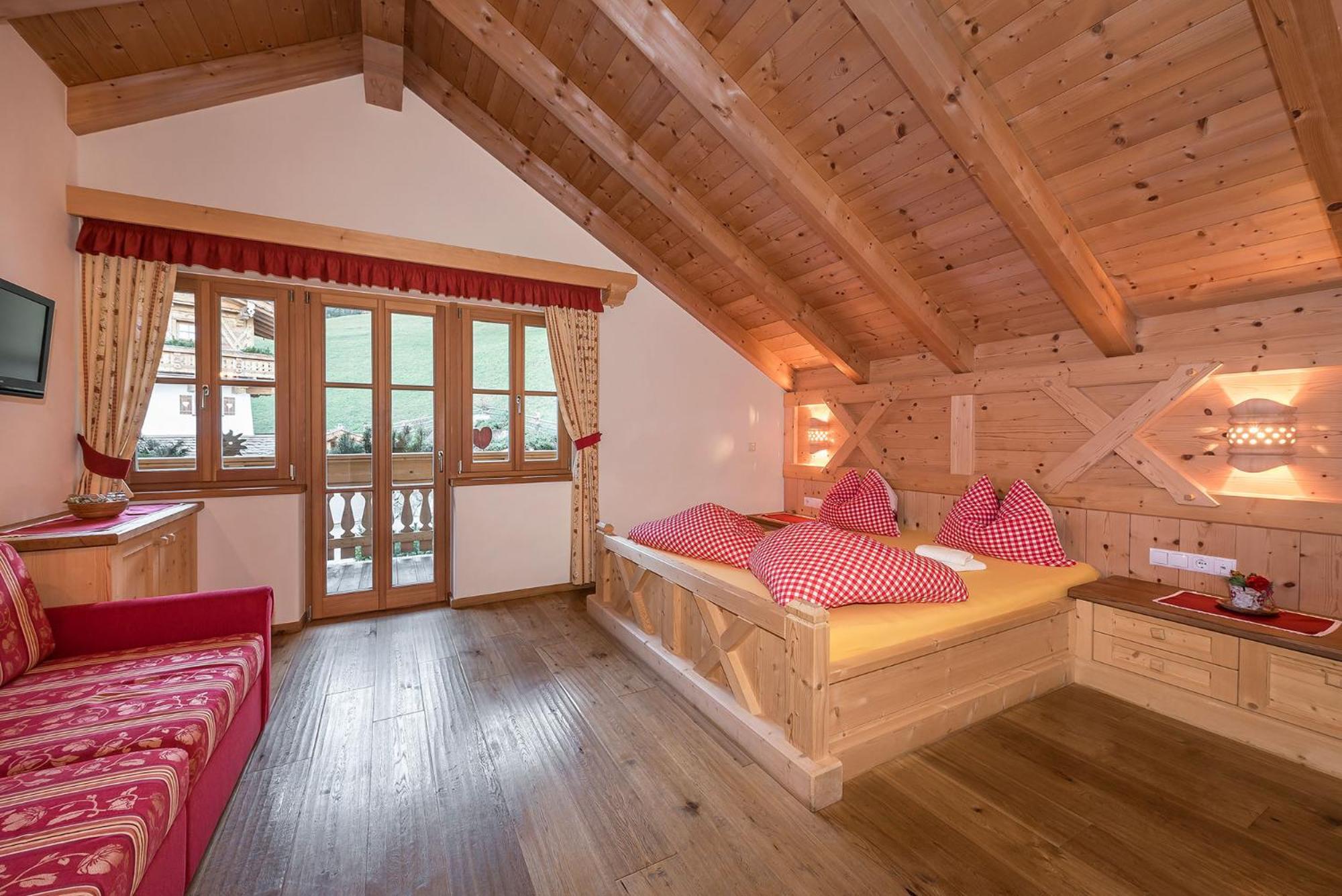 Chalets Almdorf Haidenberg Brunico Chambre photo
