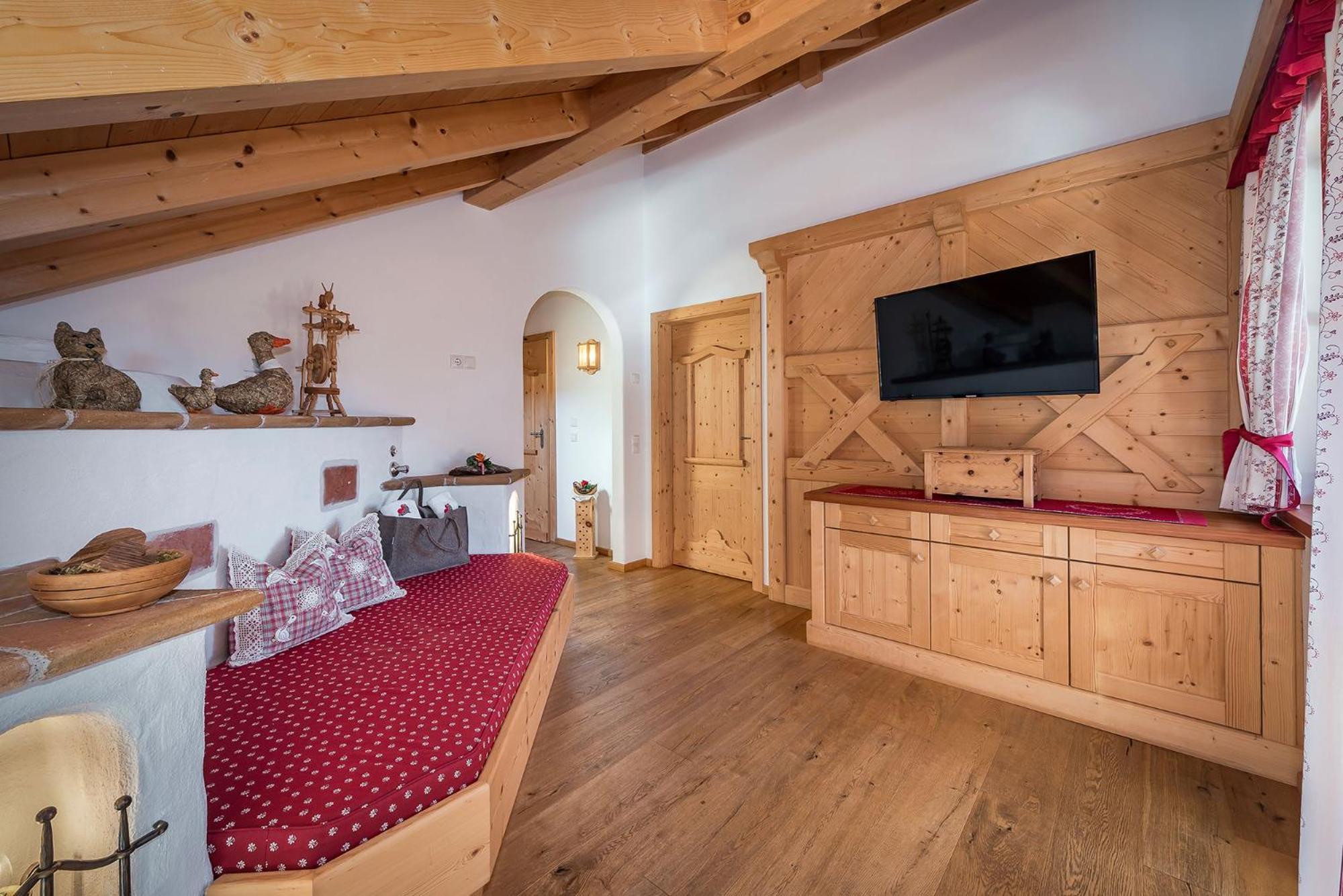 Chalets Almdorf Haidenberg Brunico Chambre photo