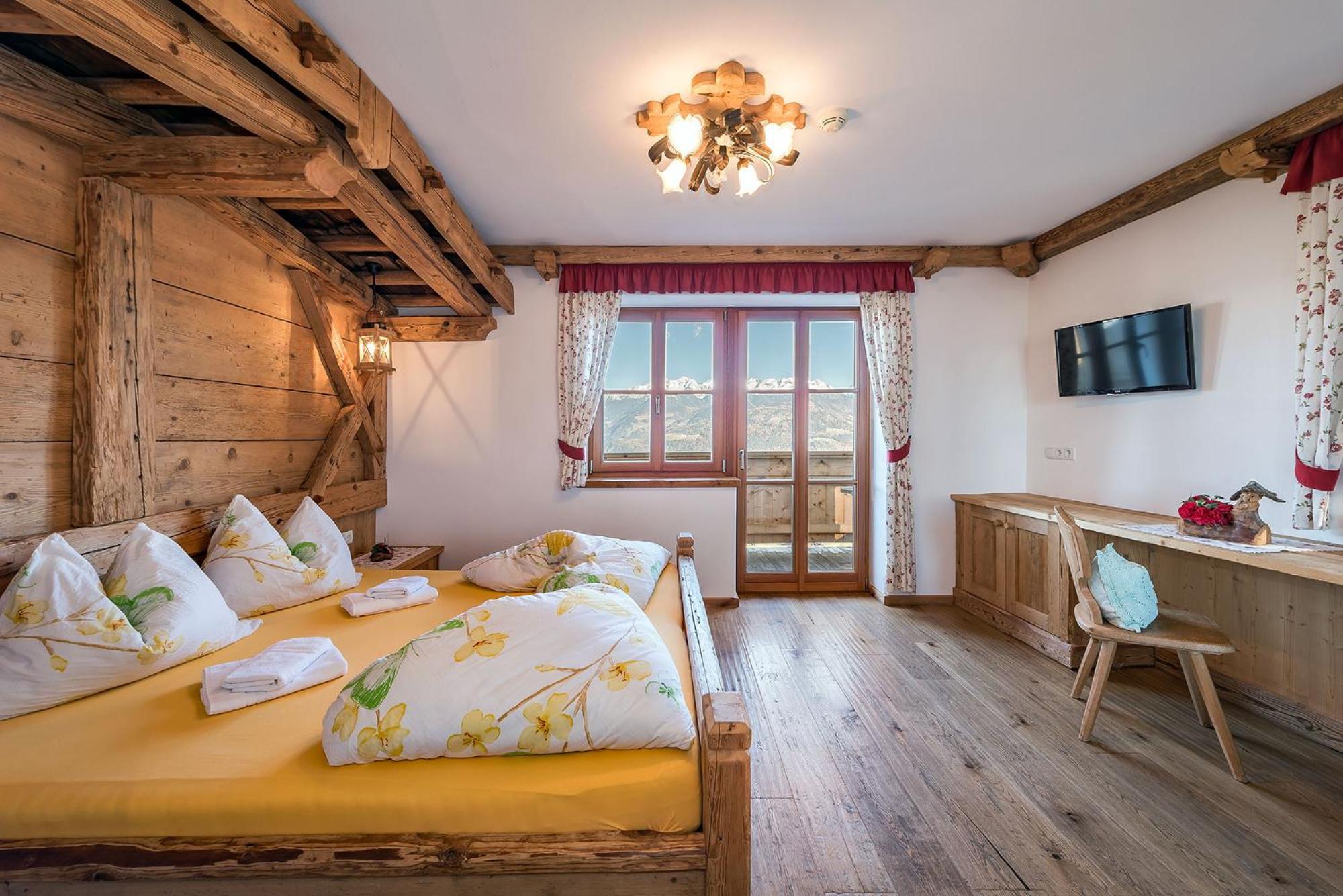 Chalets Almdorf Haidenberg Brunico Chambre photo