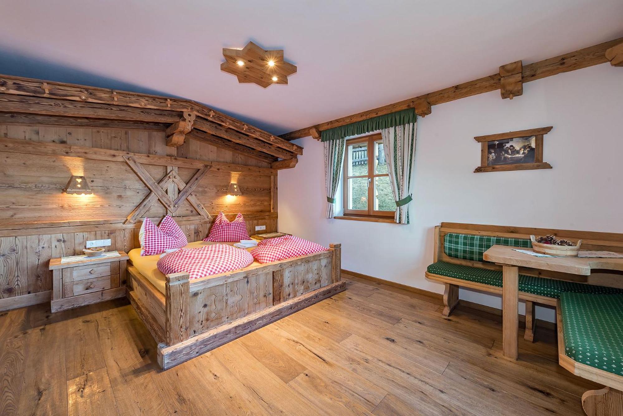 Chalets Almdorf Haidenberg Brunico Chambre photo