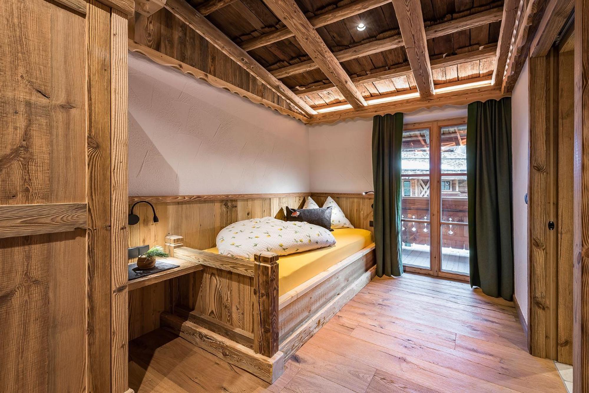 Chalets Almdorf Haidenberg Brunico Chambre photo